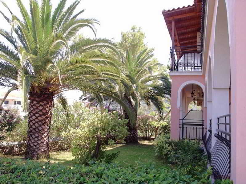 Eleni'S Garden & Castello Suites Alykanas  Exterior foto