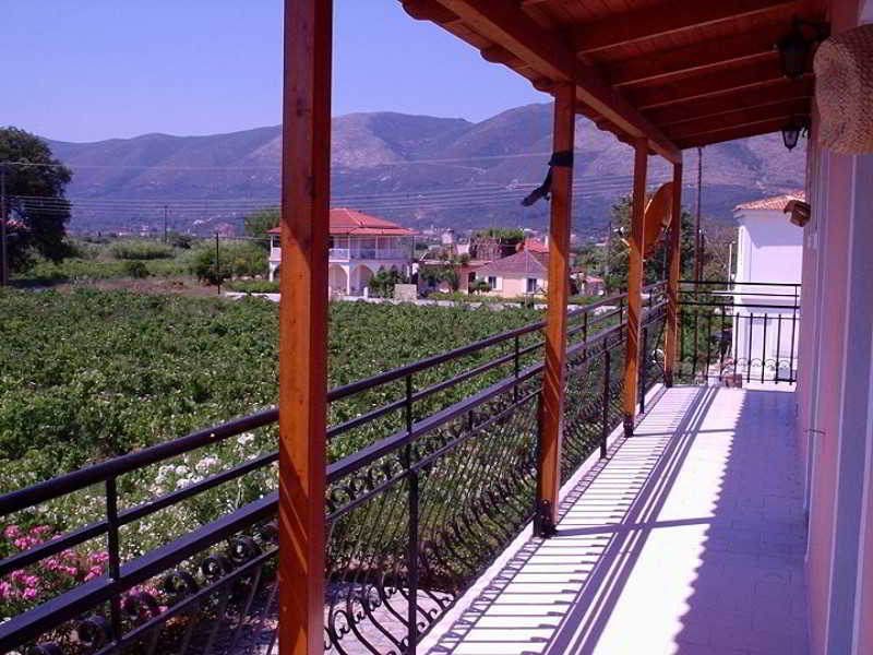 Eleni'S Garden & Castello Suites Alykanas  Exterior foto